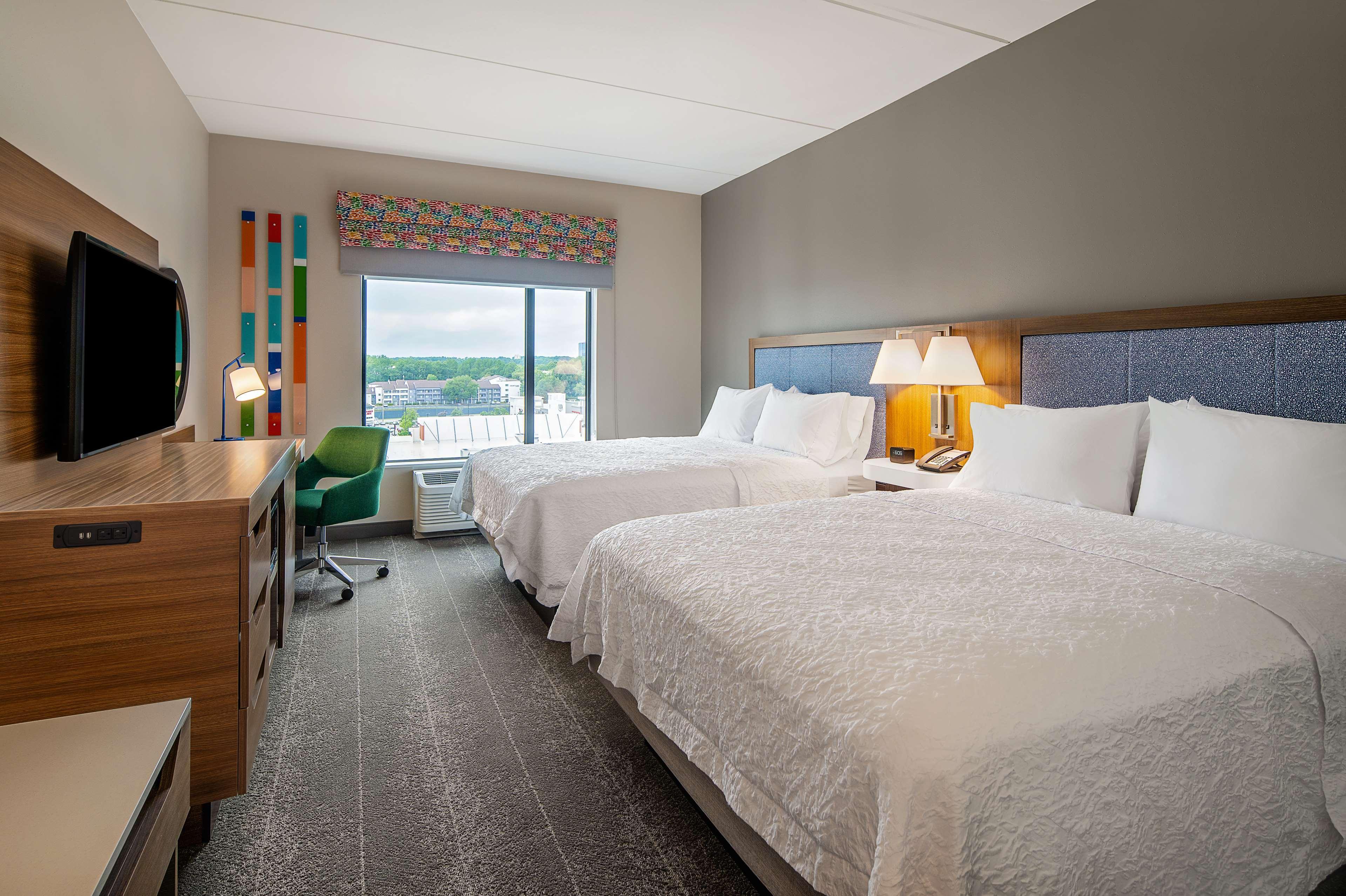 Hampton Inn & Suites Raleigh Midtown, Nc Buitenkant foto