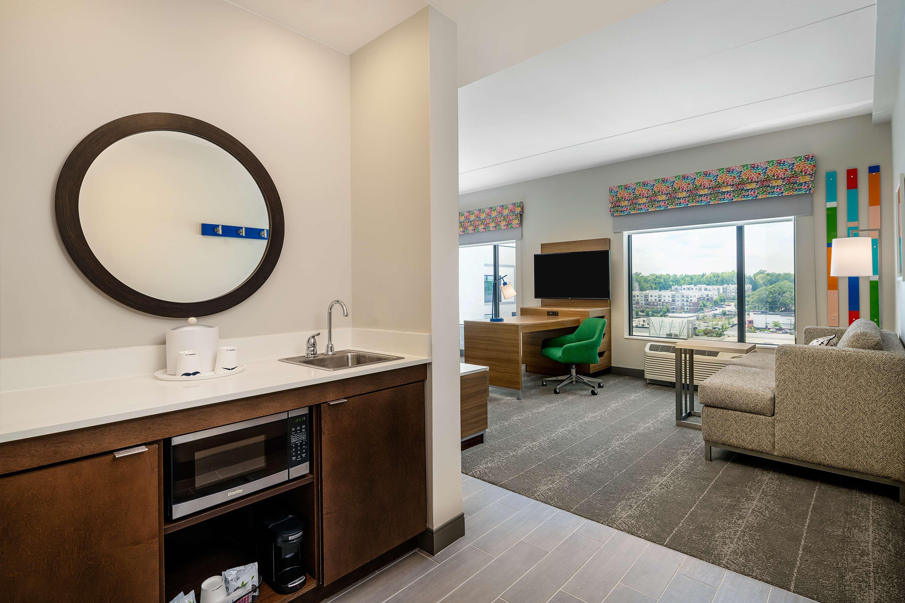 Hampton Inn & Suites Raleigh Midtown, Nc Buitenkant foto