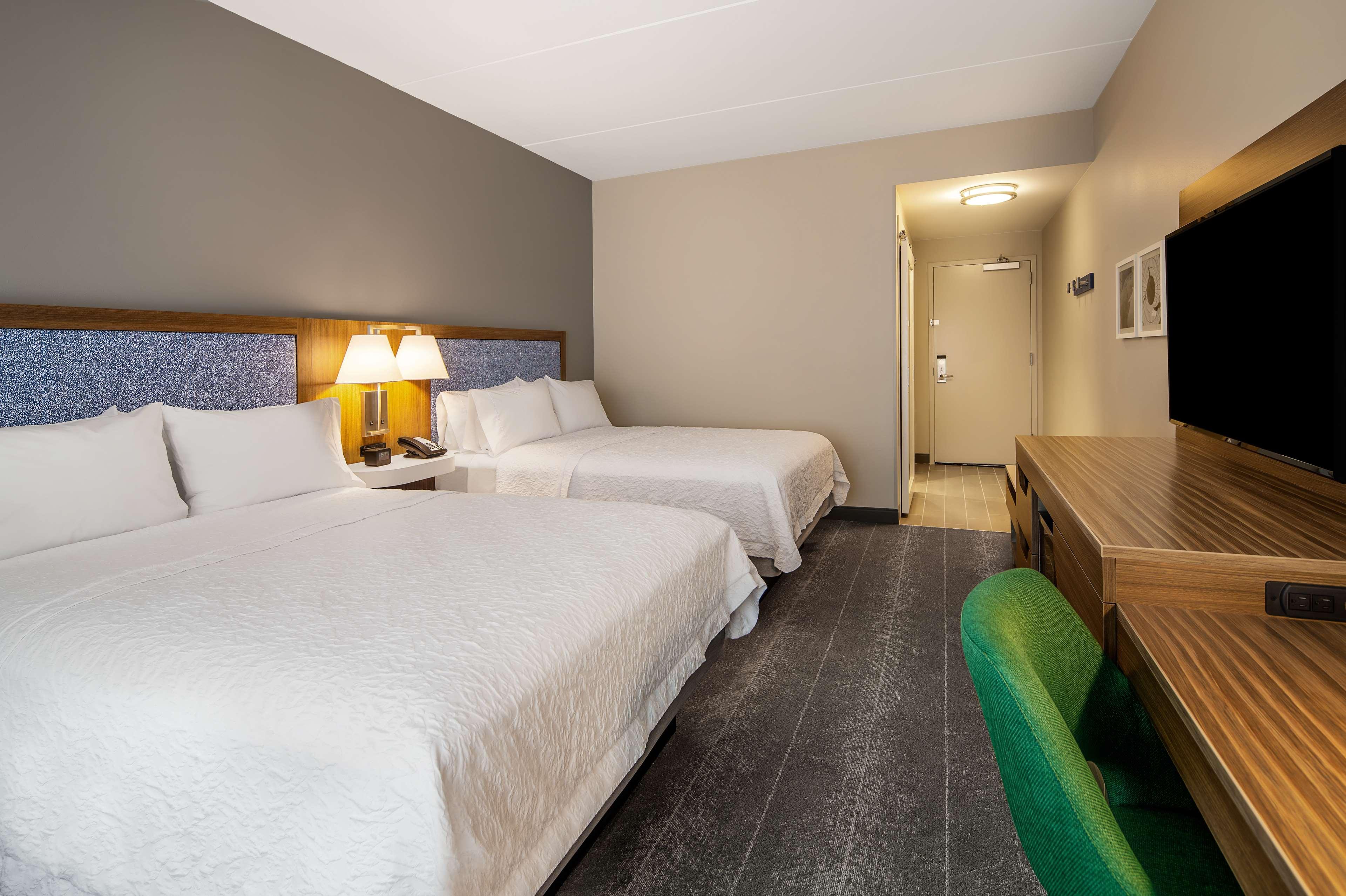 Hampton Inn & Suites Raleigh Midtown, Nc Buitenkant foto