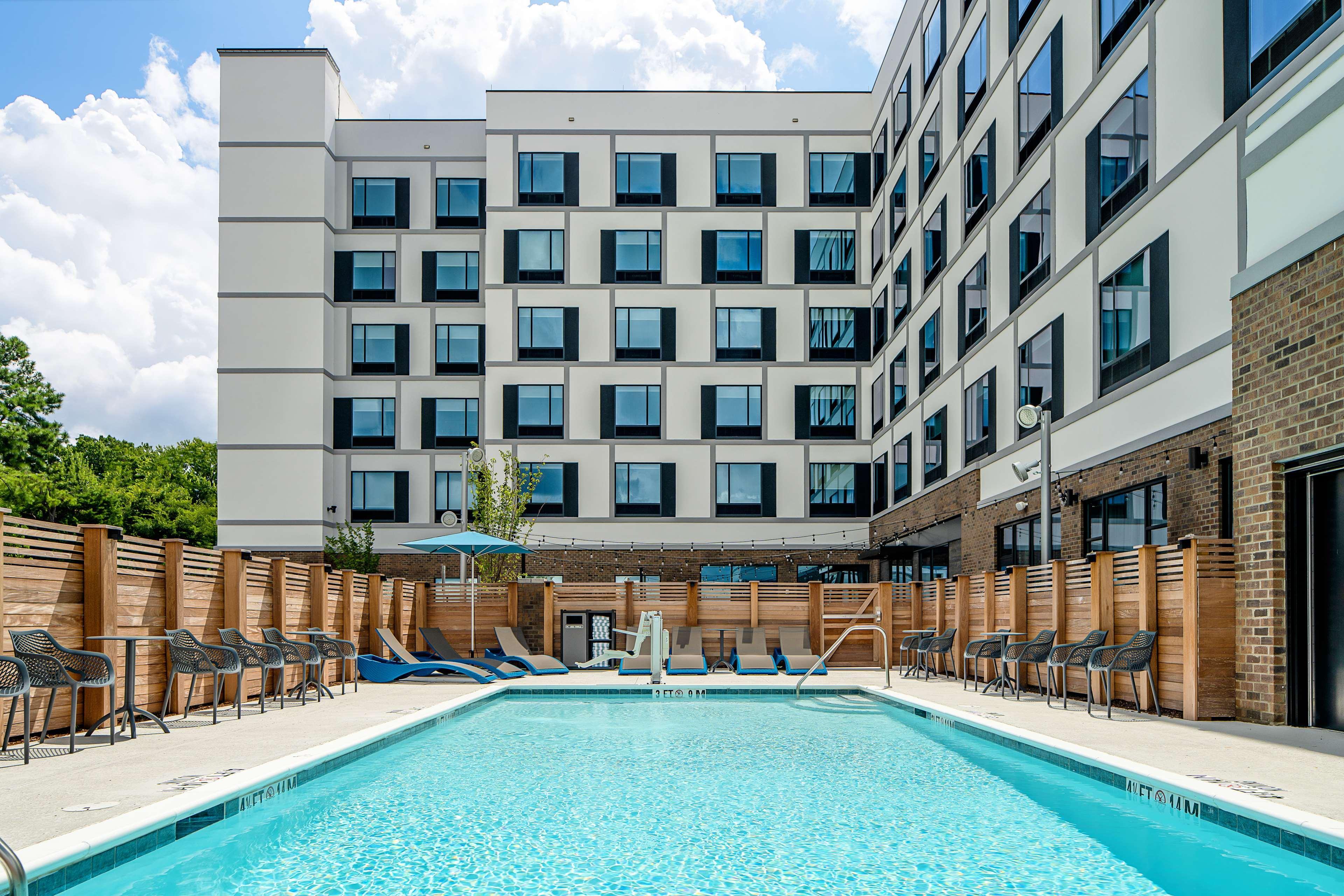 Hampton Inn & Suites Raleigh Midtown, Nc Buitenkant foto