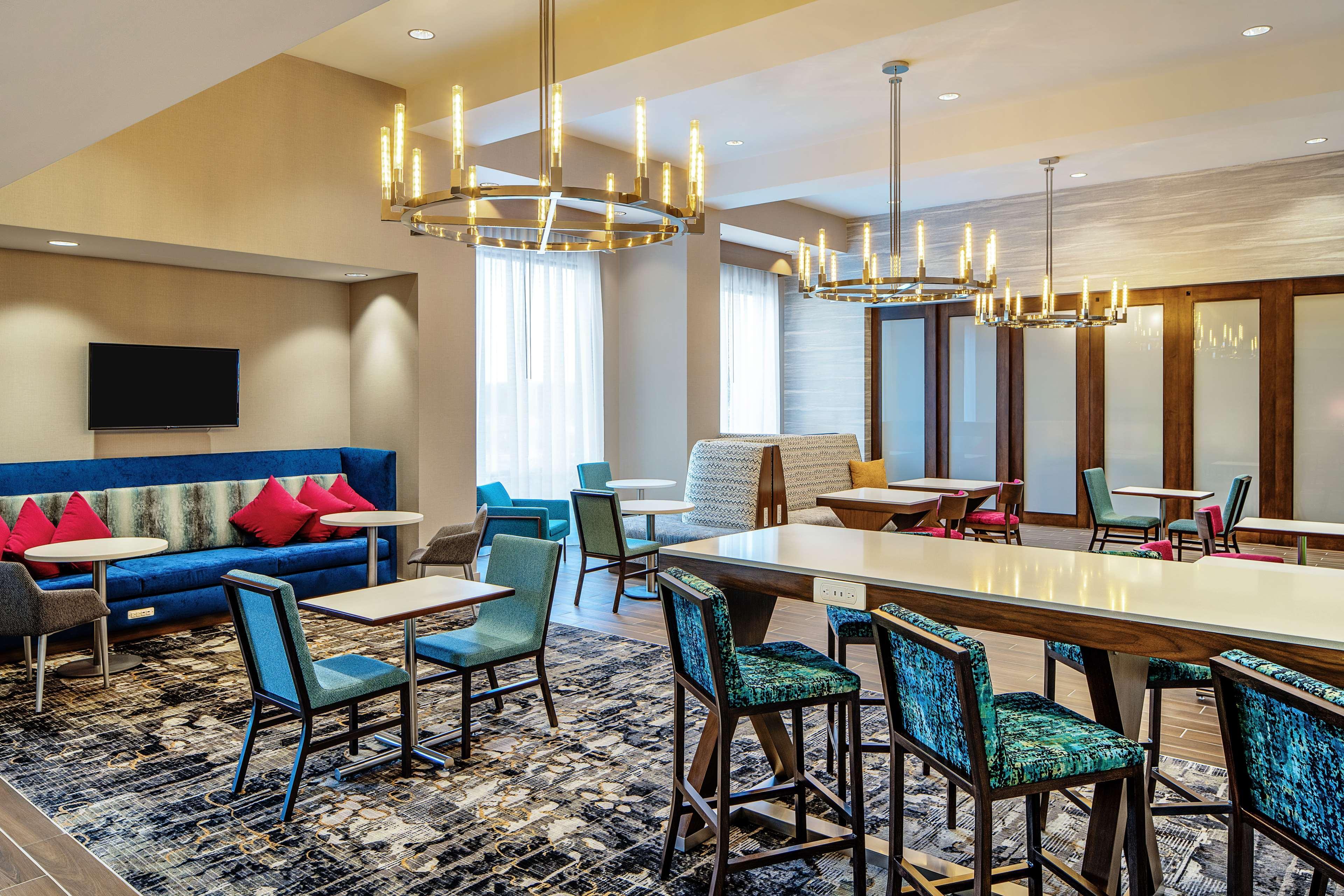 Hampton Inn & Suites Raleigh Midtown, Nc Buitenkant foto